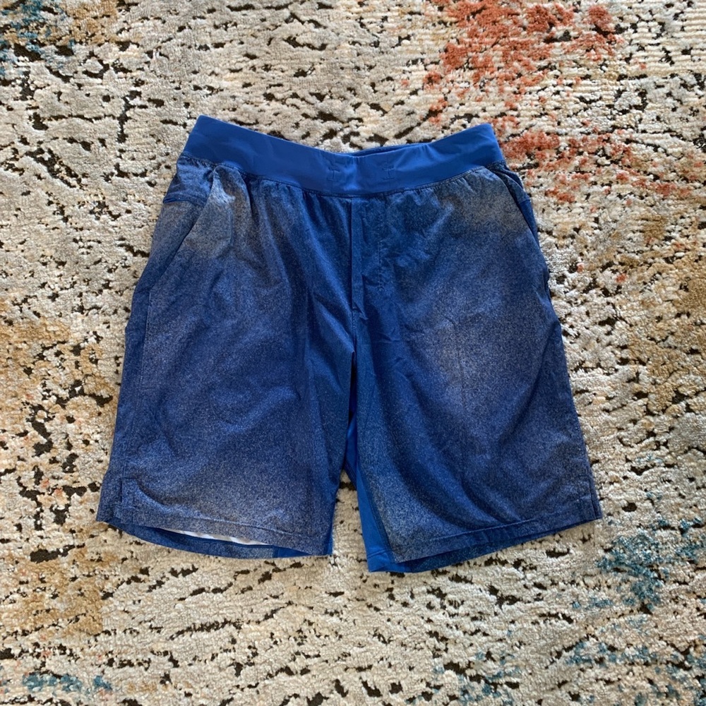 Mens Lululemon Blue Shorts Size Large